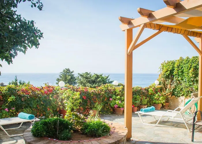 Aris Apartman Paramónasz